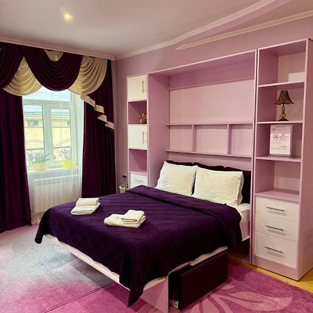 Apartments Provence チェルニウツィー エクステリア 写真