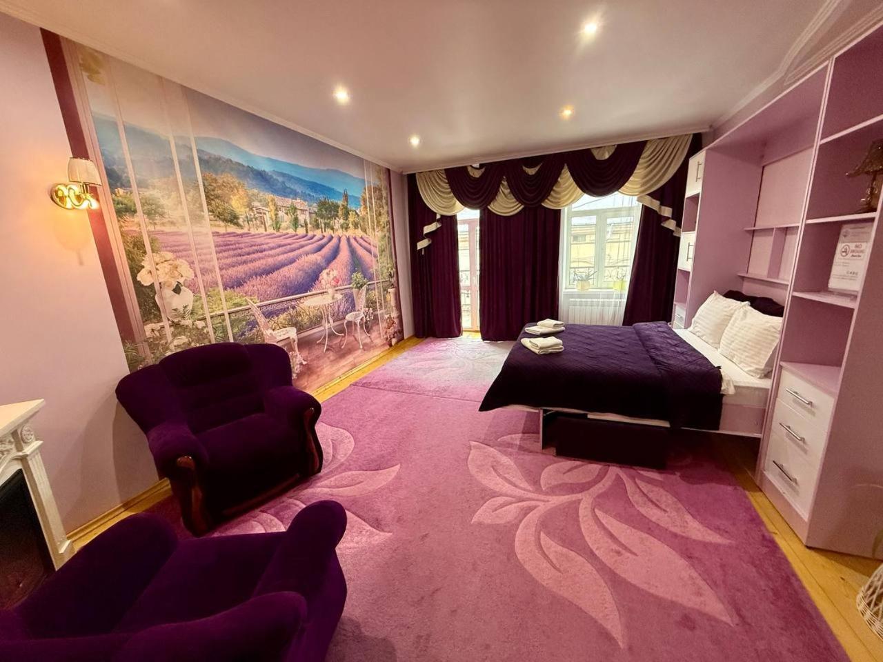 Apartments Provence チェルニウツィー エクステリア 写真